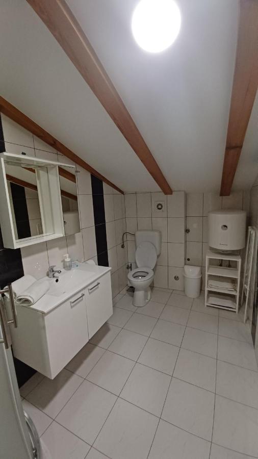 Apartmani Amra Novi Vinodolski Eksteriør bilde